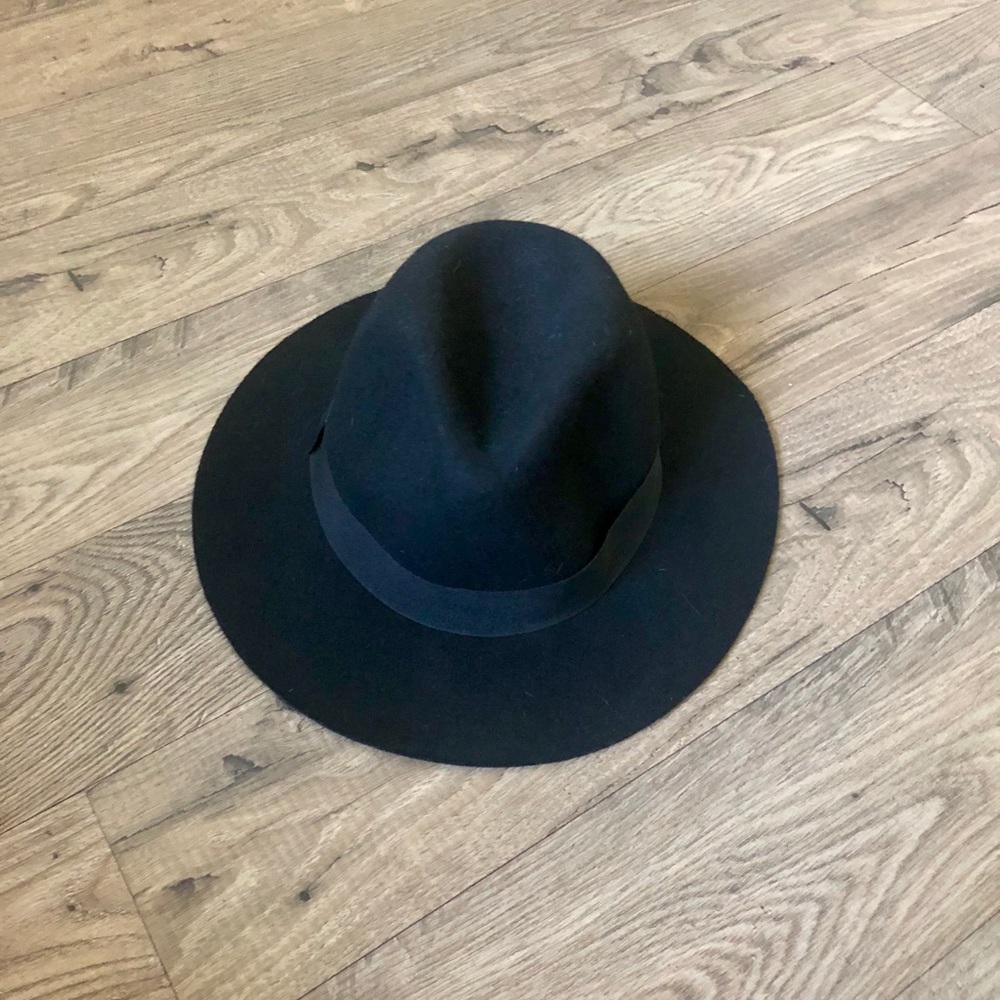 Black Felt Hat